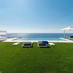 Sabrina Riviera Dei Fiori A Picco Sul Mare Con Piscina Privata ,wellness & Imperia