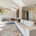 Sabrina Riviera Dei Fiori A Picco Sul Mare Con Piscina Privata ,wellness & Imperia