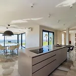 Sabrina Riviera Dei Fiori A Picco Sul Mare Con Piscina Privata ,wellness & Βίλα *
