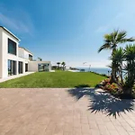 Sabrina Riviera Dei Fiori A Picco Sul Mare Con Piscina Privata ,wellness & *