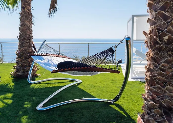 Vila Sabrina Riviera Dei Fiori A Picco Sul Mare Con Piscina Privata ,wellness & *
