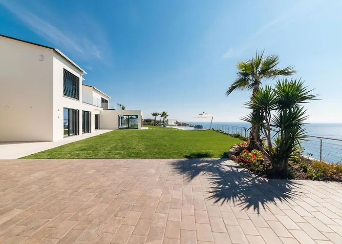 Sabrina Riviera Dei Fiori A Picco Sul Mare Con Piscina Privata ,wellness & *