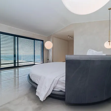 Villa Sabrina Riviera Dei Fiori A Picco Sul Mare Con Piscina Privata ,wellness & Imperia