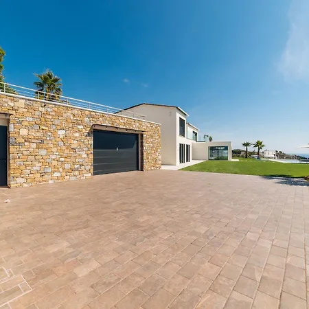Villa Sabrina Riviera Dei Fiori A Picco Sul Mare Con Piscina Privata ,wellness & Imperia