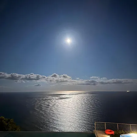 Villa Sabrina Riviera Dei Fiori A Picco Sul Mare Con Piscina Privata ,wellness & Imperia